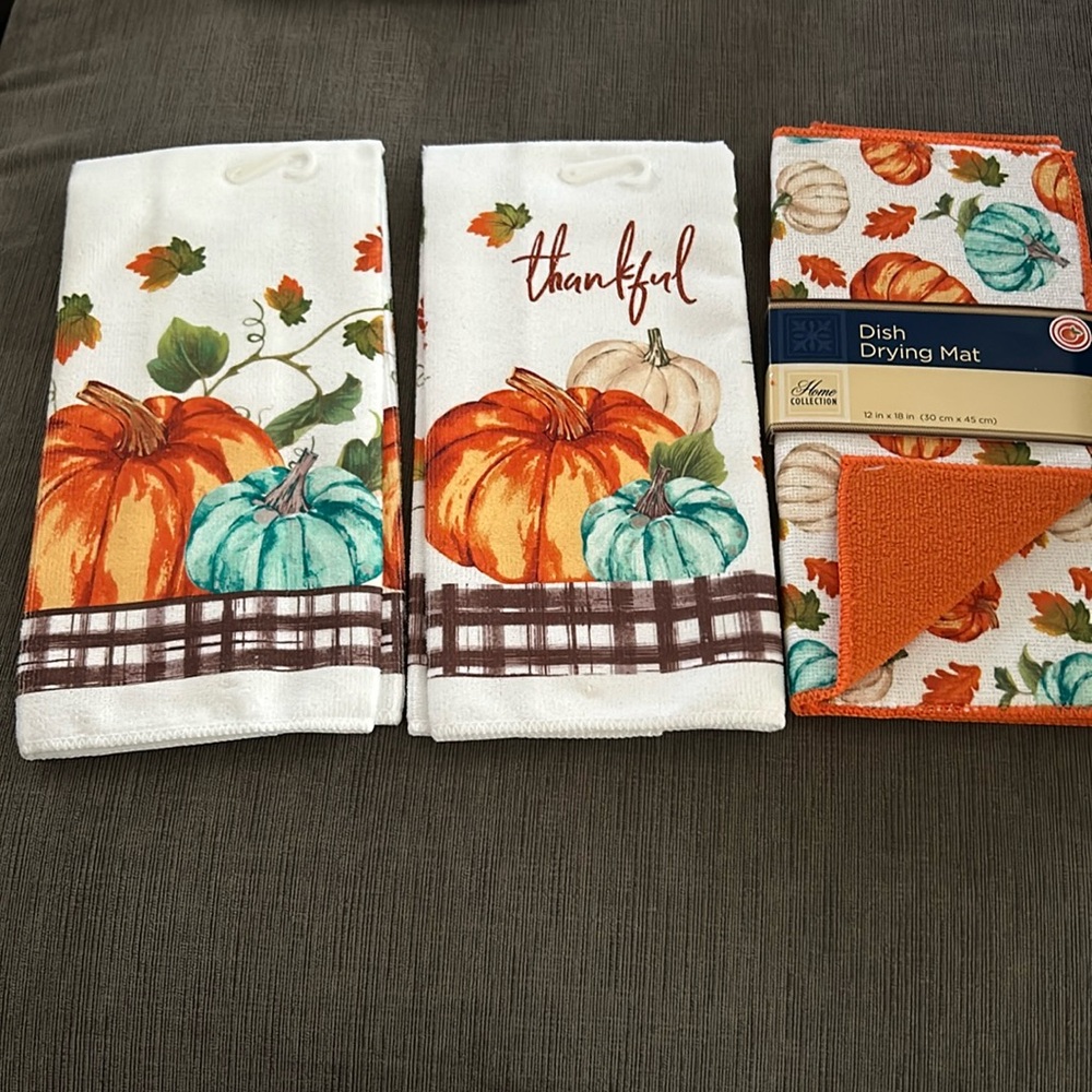 FALL Pumkin Kitchen Bundle: 2 Kitchen towels, 1 Dish Drying Mat